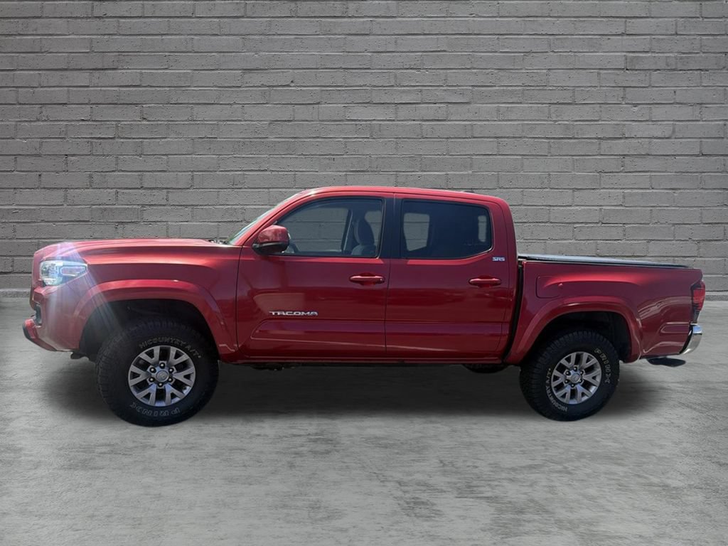 Used 2018 Toyota Tacoma SR5 AWD/4WD image 4
