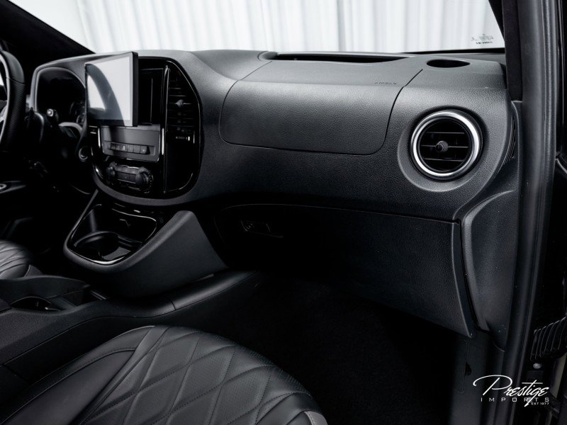 Used 2020 Mercedes-Benz Metris Passenger image 37