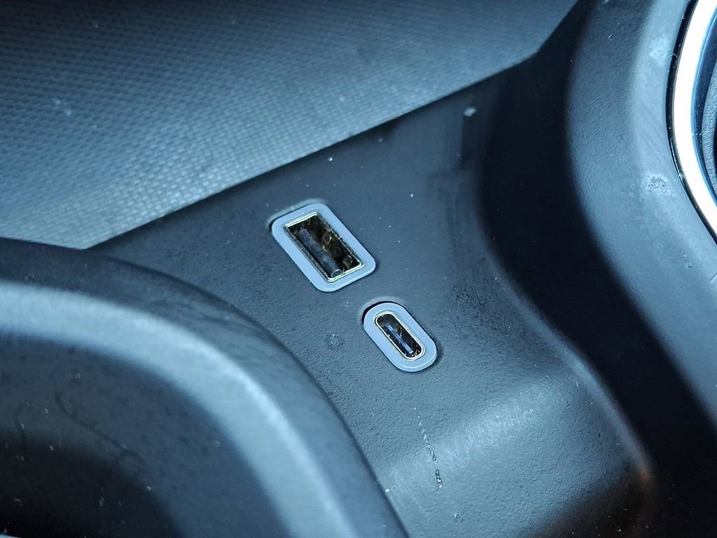 Certified 2025 GMC Sierra 2500 Denali Ultimate w/ Snow Plow Prep/Camper Package image 26