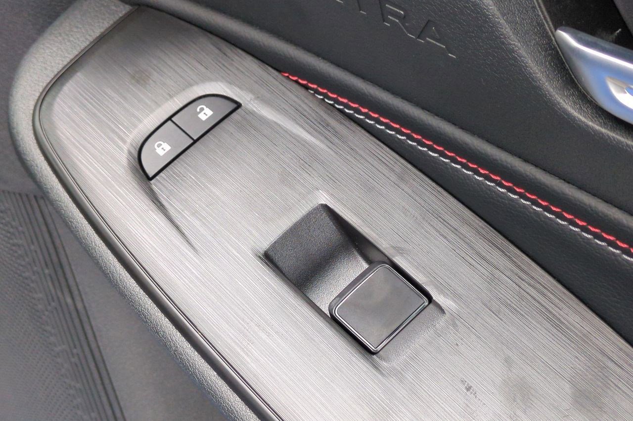 New 2026 Nissan Sentra SR w/ Floor Mat Package FWD image 37