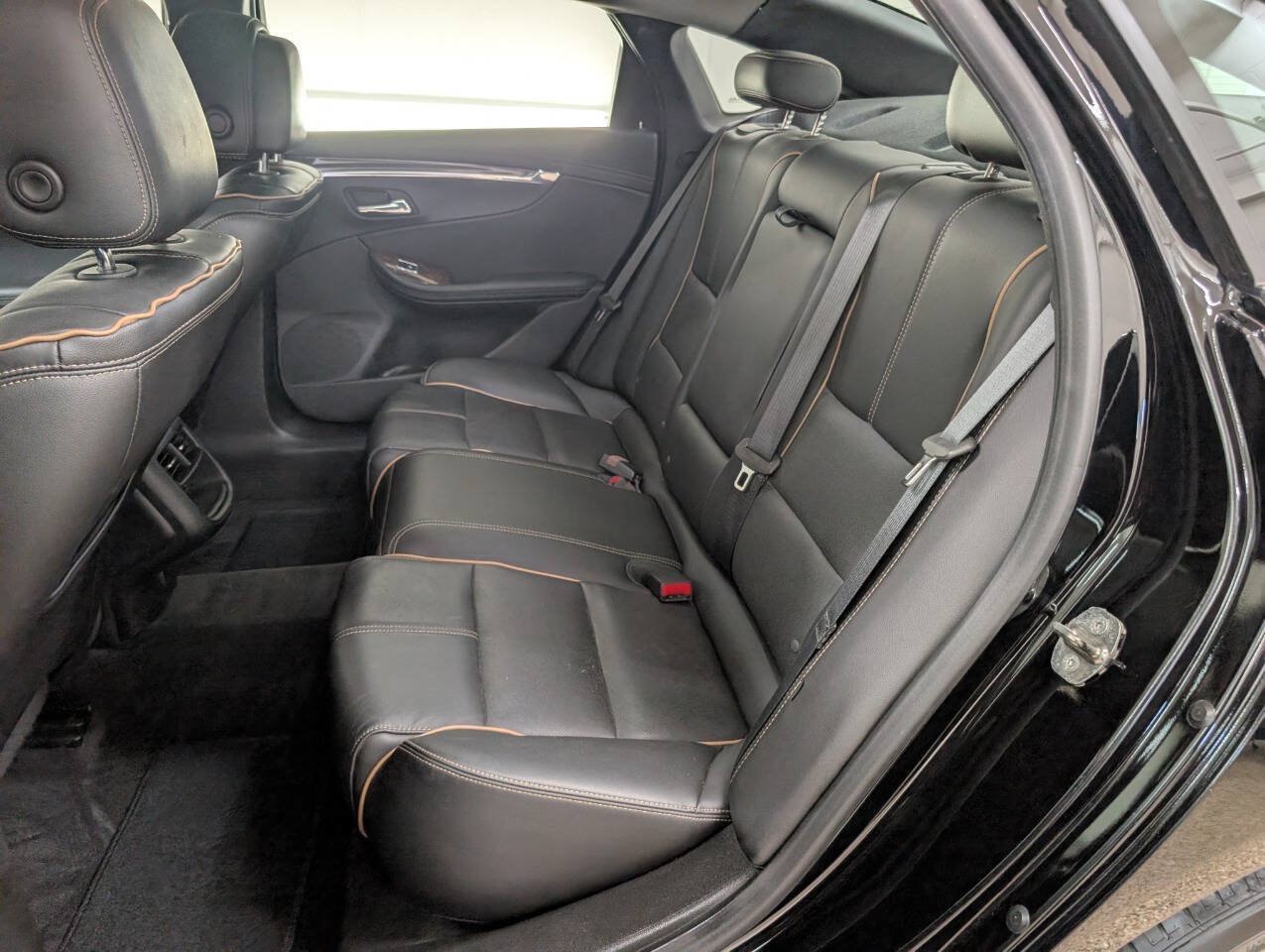 Used 2014 Chevrolet Impala LTZ FWD image 15
