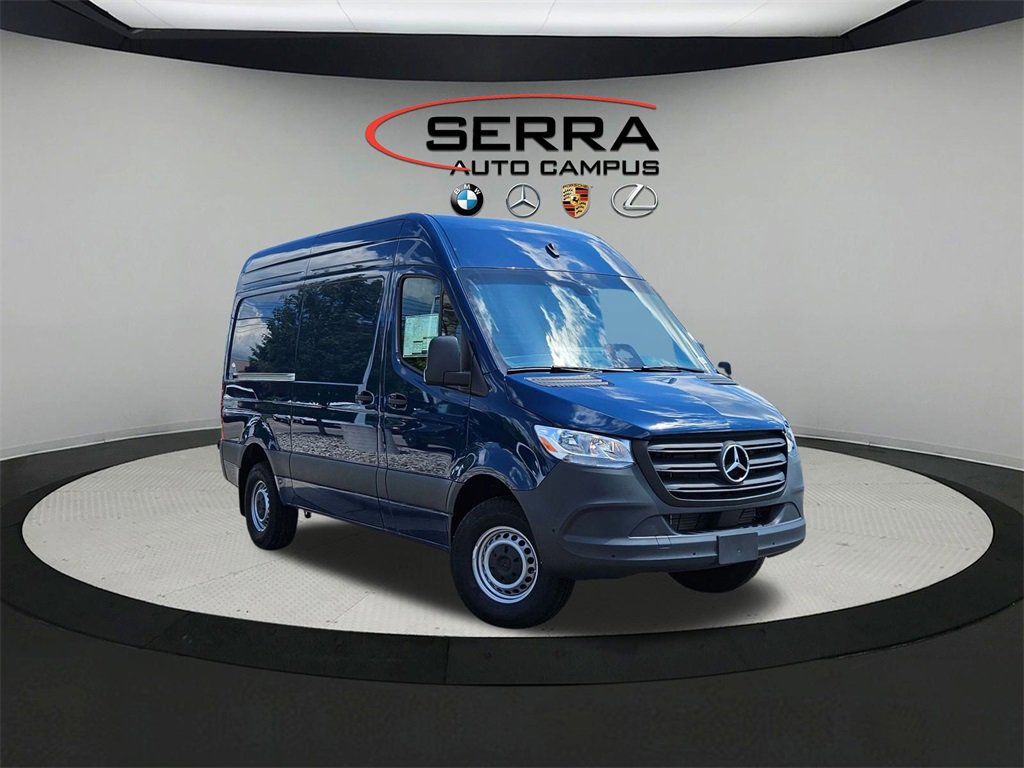 Used 2025 Mercedes-Benz Sprinter 2500 image 1