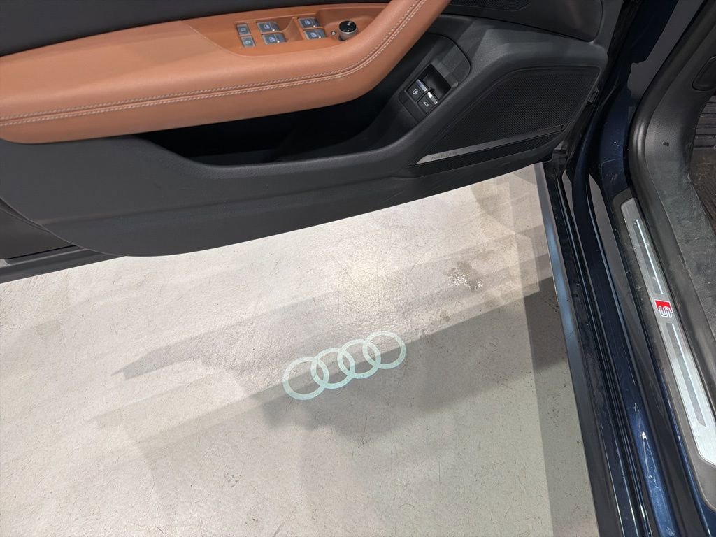 Used 2021 Audi A7 e Premium Plus w/ Black Optic Package AWD/4WD image 12