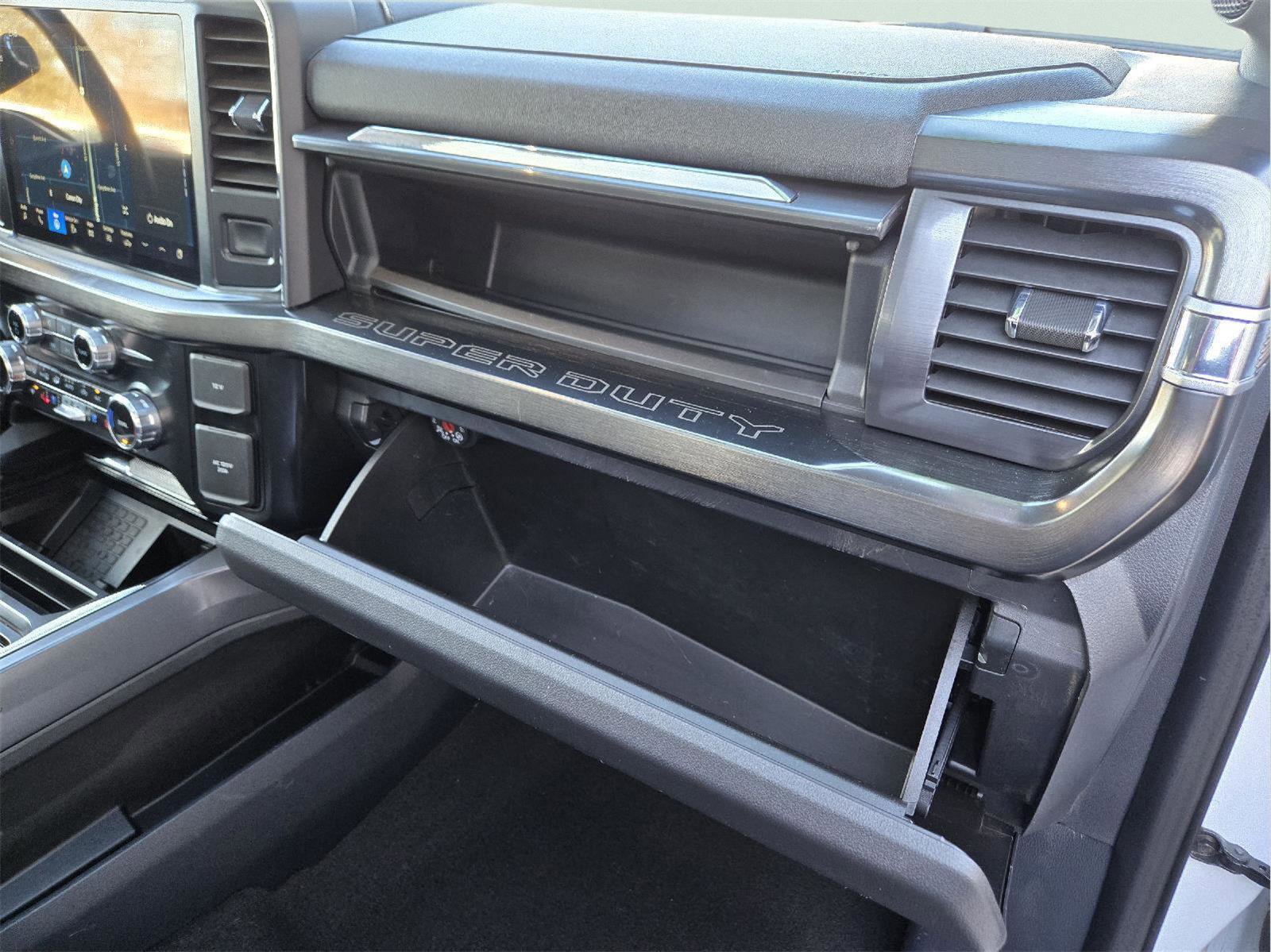 Used 2024 Ford F250 Lariat w/ Tremor Off-Road Package image 56