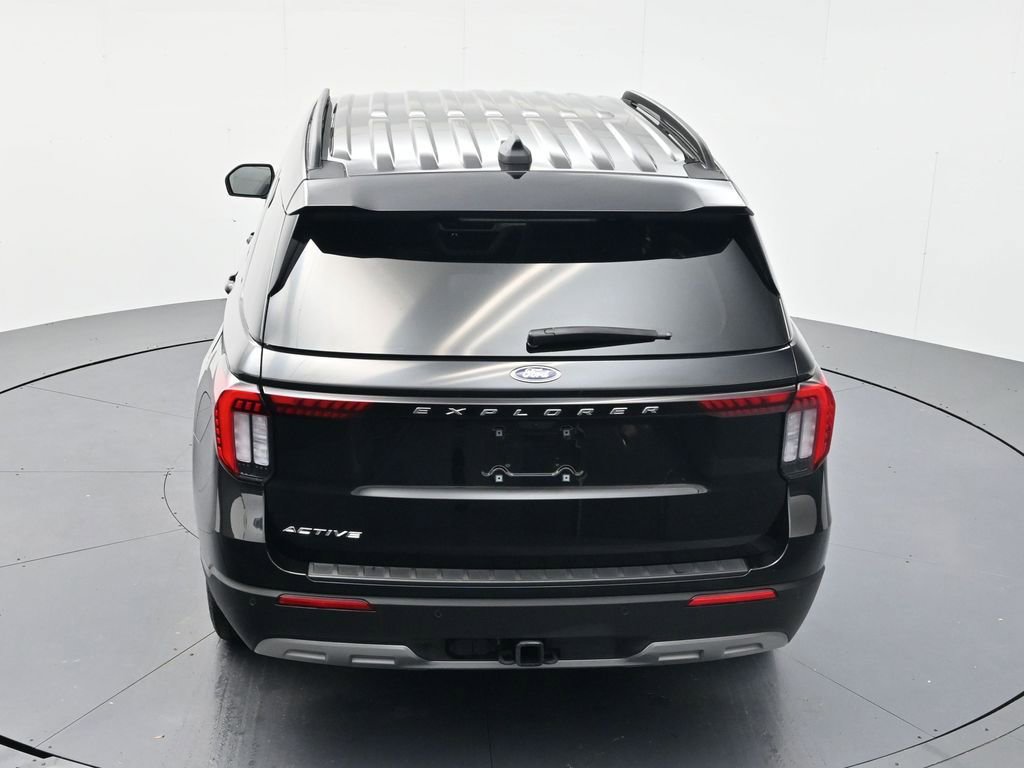 Used 2025 Ford Explorer Active w/ Active Comfort Package RWD image 47