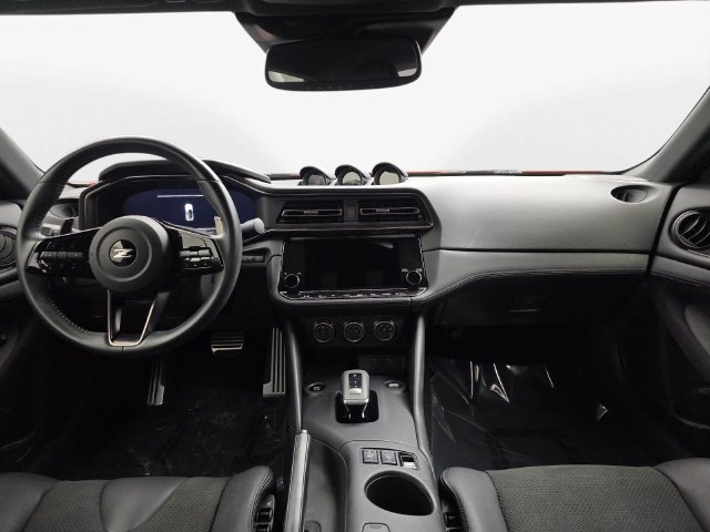 Used 2024 Nissan Z Performance w/ Heritage Edition RWD image 13