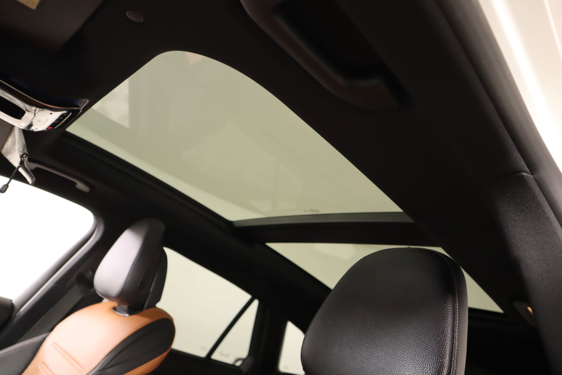 Used 2023 Mercedes-Benz GLC 300 4MATIC image 14