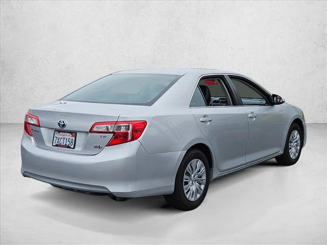 Used 2014 Toyota Camry LE FWD image 5