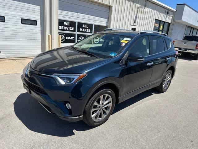 Used 2018 Toyota RAV4 Limited w/ All Weather Liner Package AWD/4WD image 15