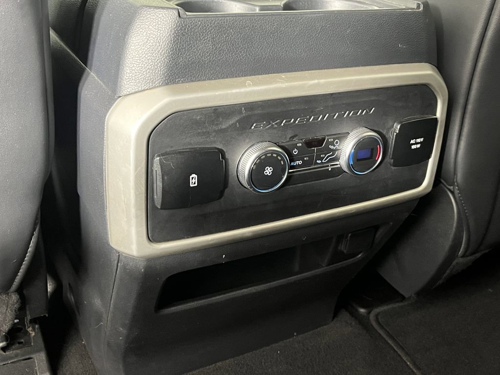 Used 2023 Ford Expedition Max XLT image 28