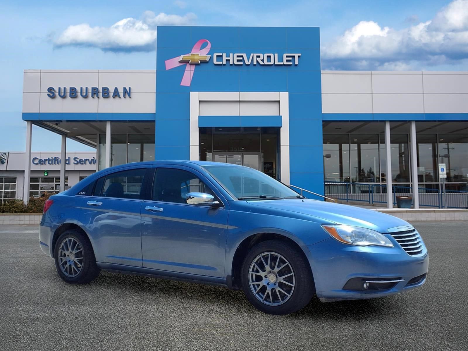 Used 2011 Chrysler 200 Limited FWD image 4