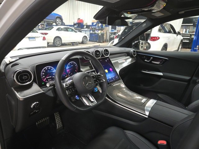 Certified 2025 Mercedes-Benz GLC 43 AMG 4MATIC image 6