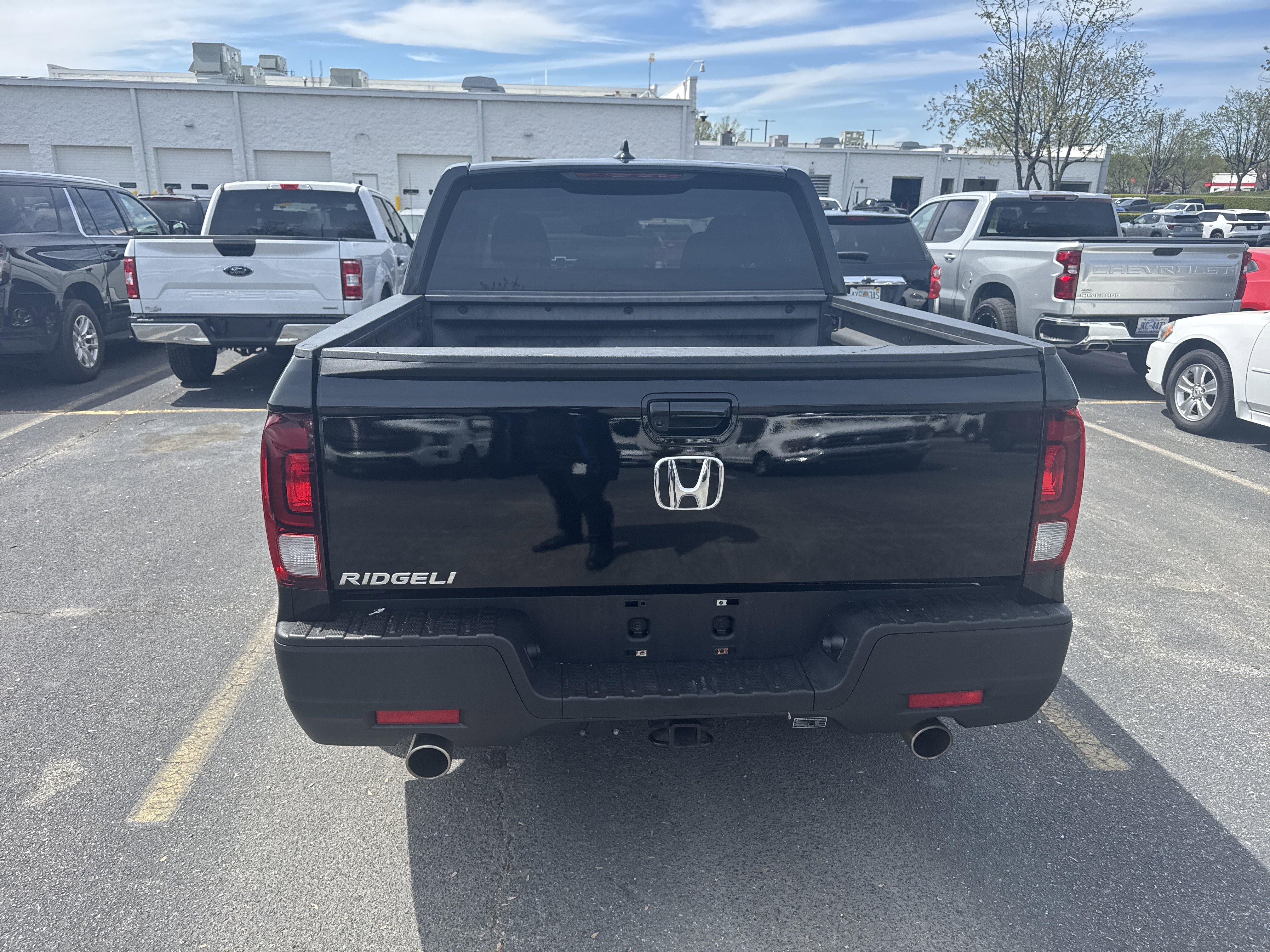 Used 2023 Honda Ridgeline Sport image 9