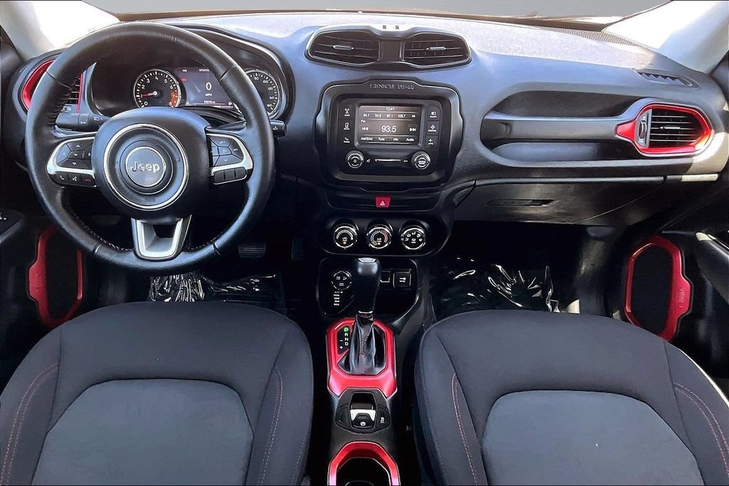 Certified 2016 Jeep Renegade Trailhawk AWD/4WD image 9