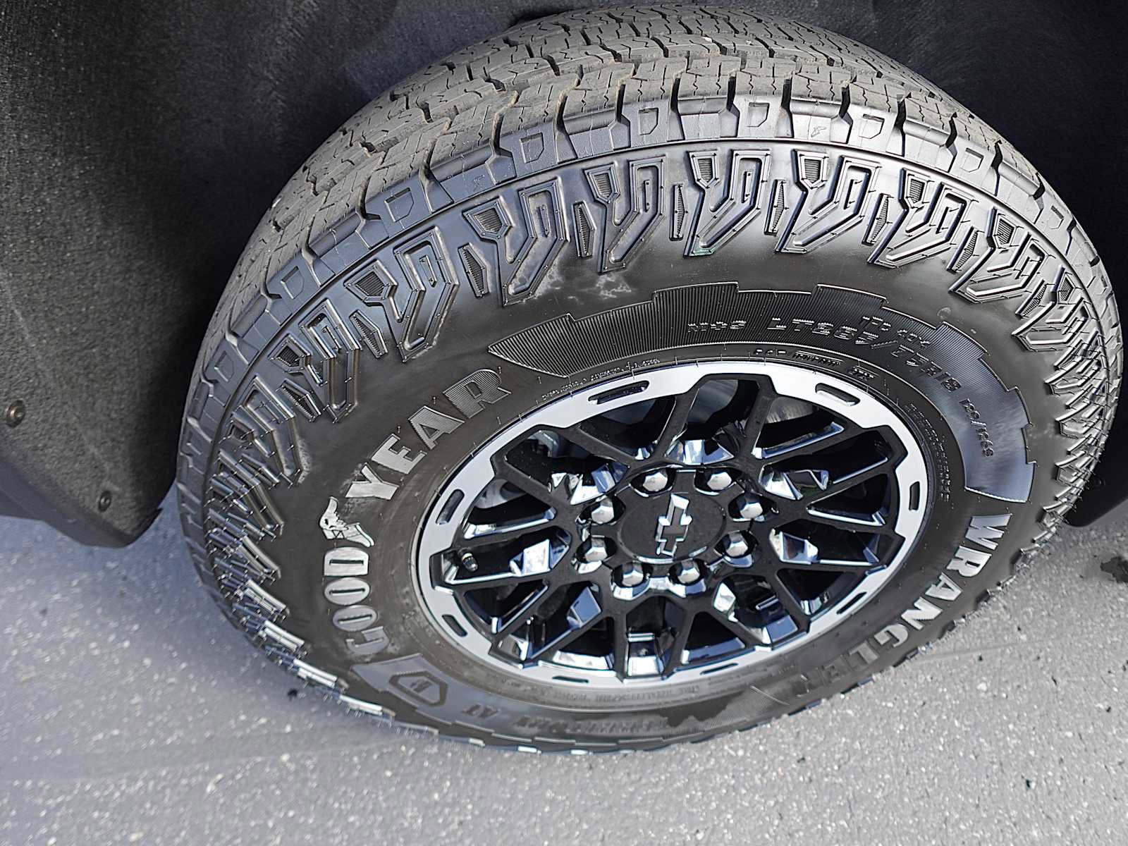 New 2026 Chevrolet Silverado EV Trail Boss w/ Plus Package AWD/4WD image 26
