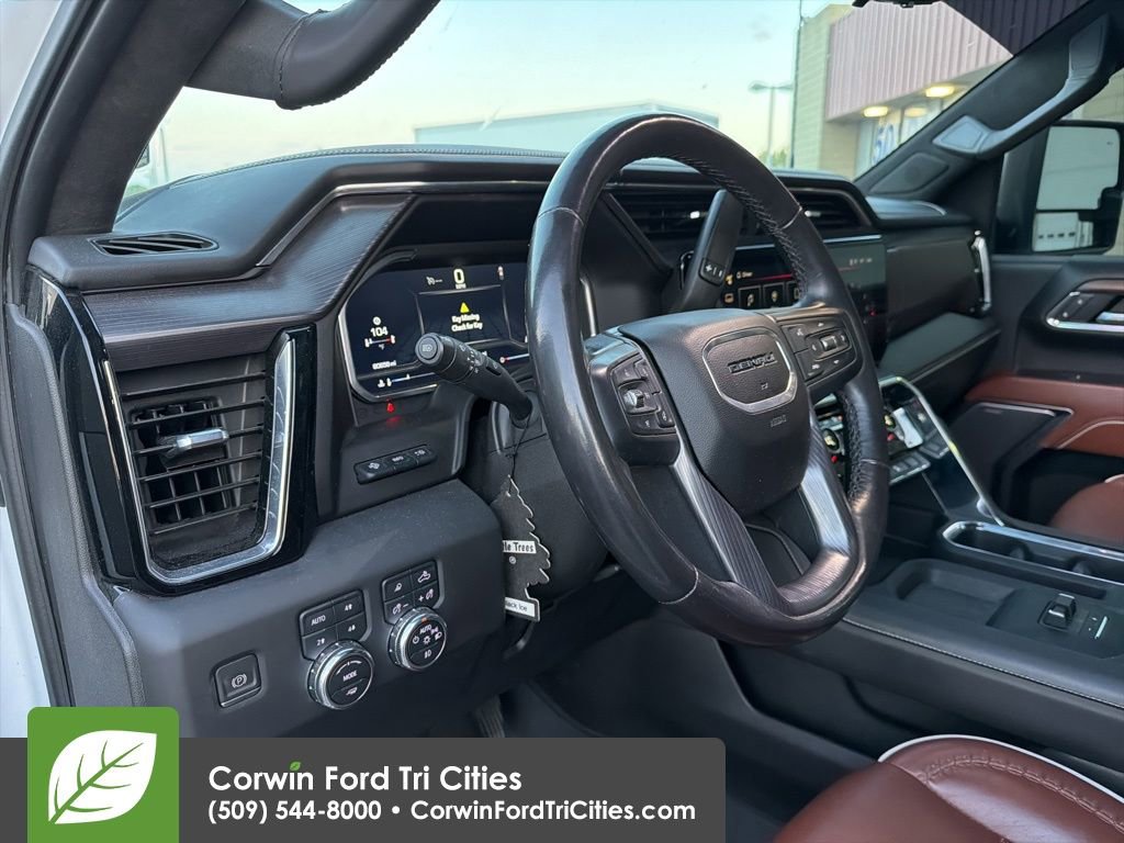 Used 2024 GMC Sierra 2500 Denali Ultimate image 13