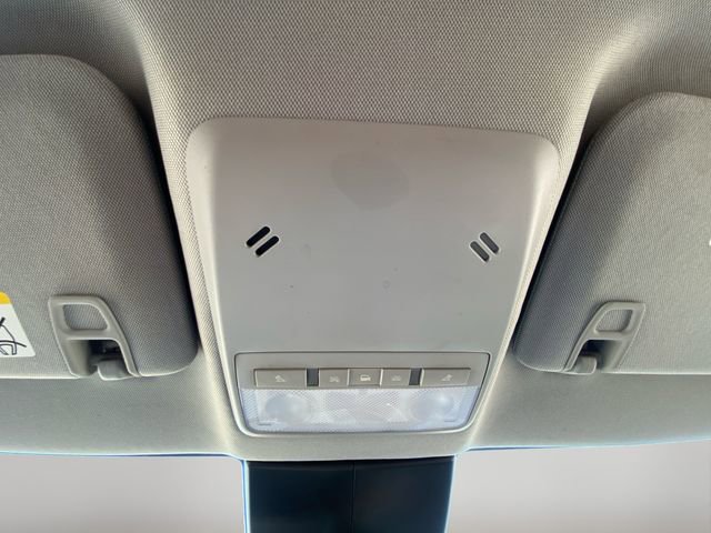 Used 2021 Chevrolet Trax LT w/ Driver Confidence Package image 28