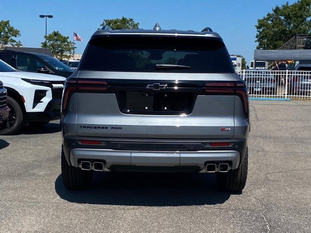 New 2026 Chevrolet Traverse Z71 w/ Driver Confidence Package image 5
