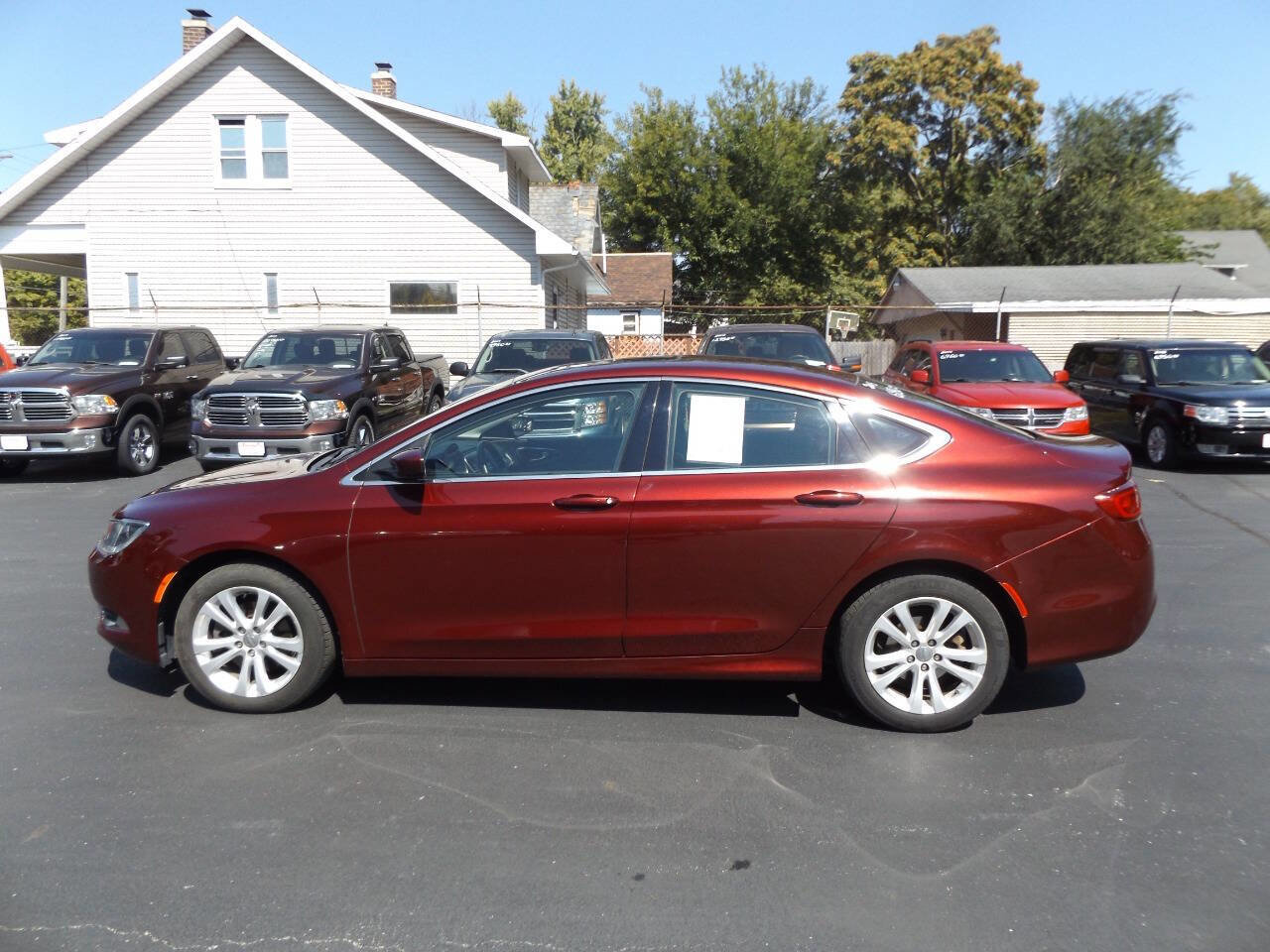 Used 2015 Chrysler 200 Limited w/ Convenience Group image 11