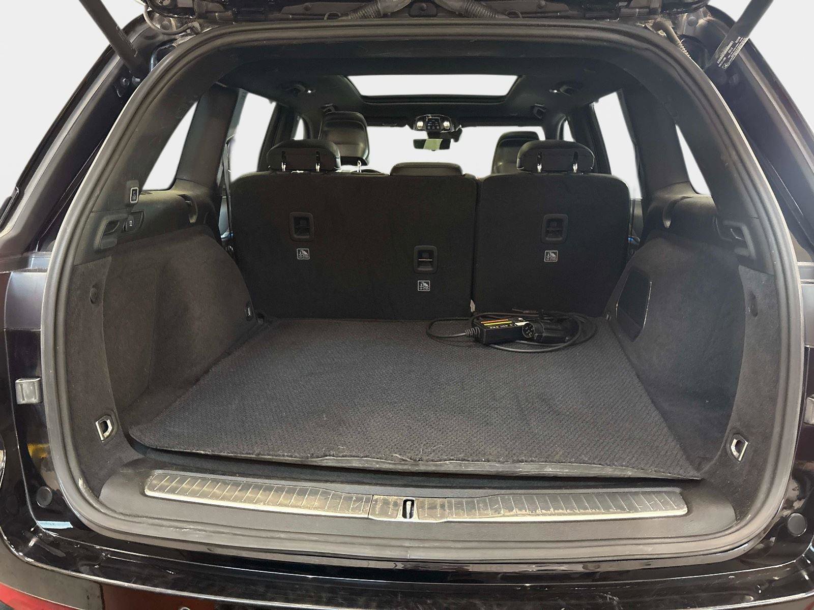 Used 2023 Jeep Grand Cherokee Summit w/ Advanced Protech Group IV image 24