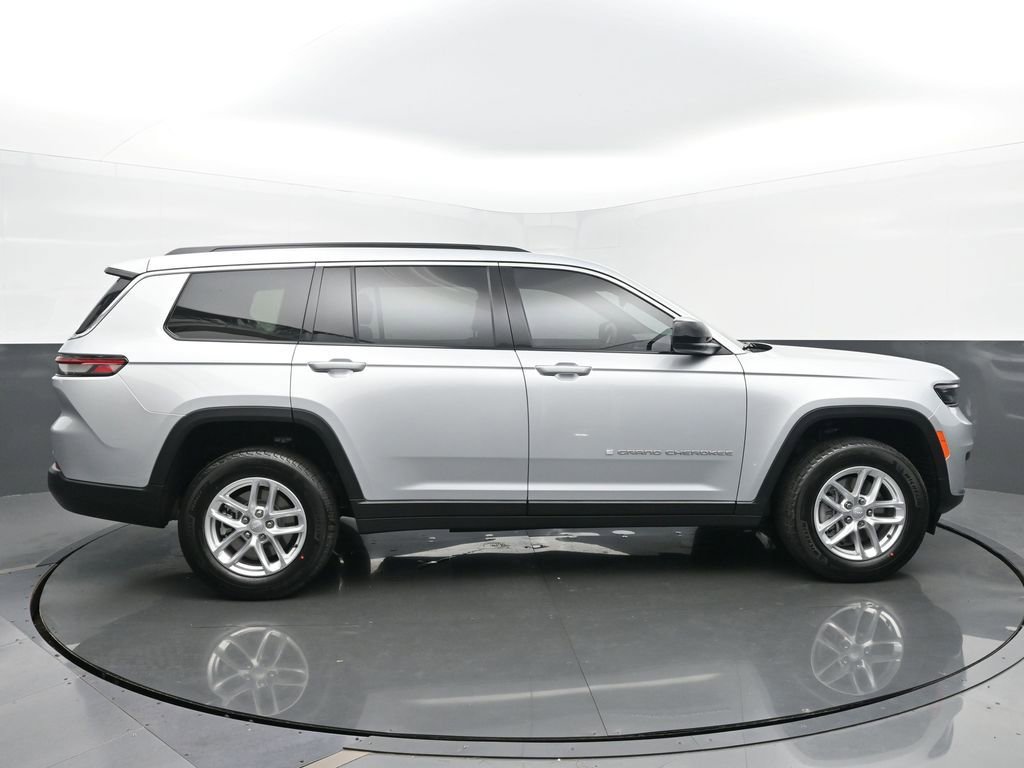 New 2025 Jeep Grand Cherokee L Laredo w/ Luxury Tech Group I image 6