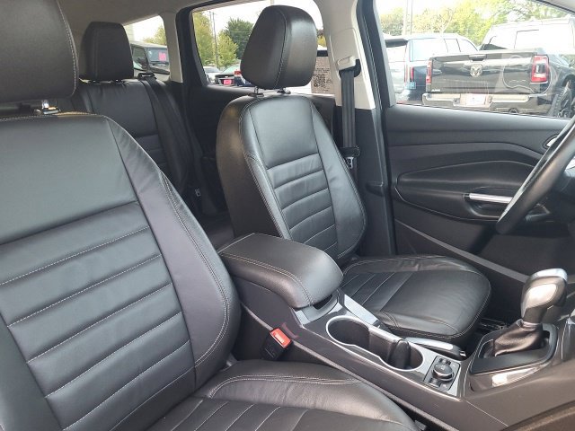 Used 2015 Ford Escape Titanium AWD/4WD image 25