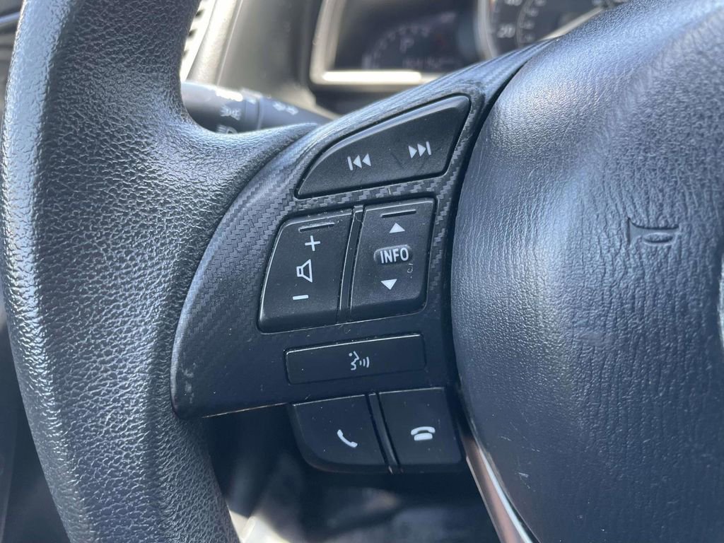 Used 2016 MAZDA MAZDA3 i Sport w/ Preferred Equipment Package FWD image 31