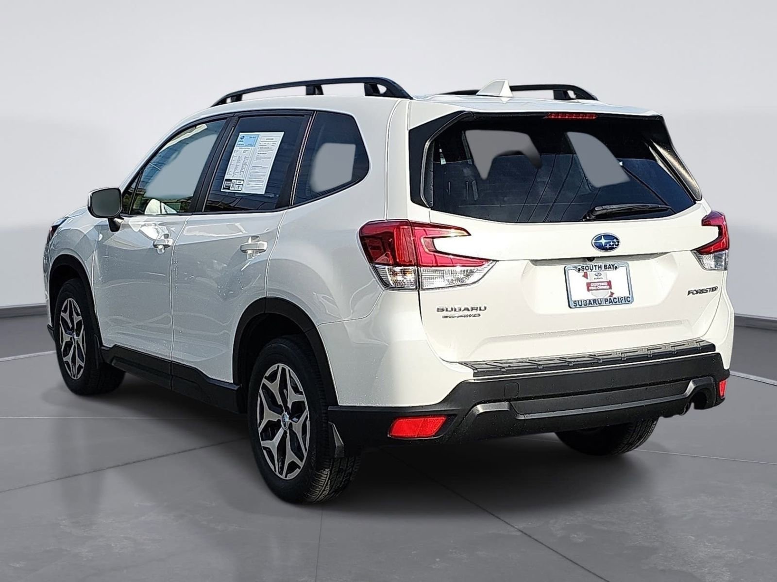 Certified 2023 Subaru Forester Premium image 5