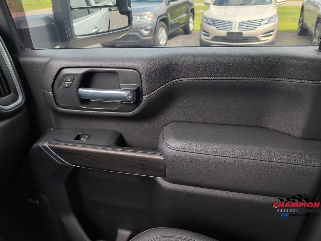 Used 2022 Chevrolet Silverado 2500 LTZ w/ LTZ Texas Edition AWD/4WD image 22