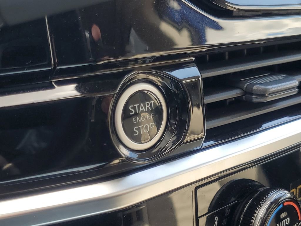 Used 2024 Nissan Pathfinder SV w/ SV Premium Package image 19