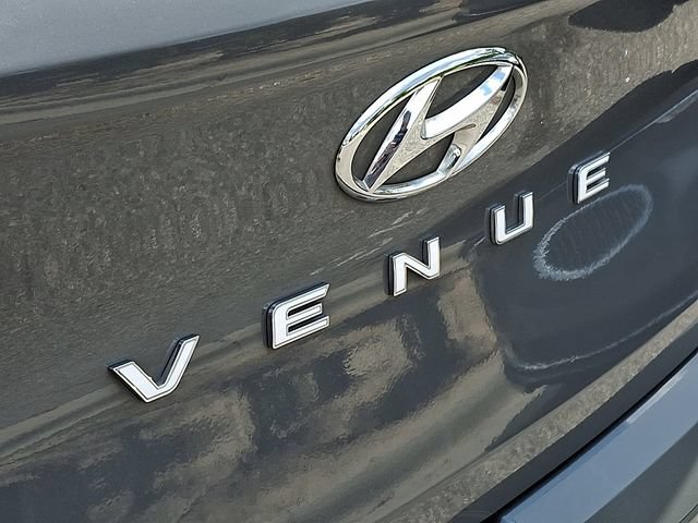 Used 2021 Hyundai Venue SEL w/ Cargo Package FWD image 26