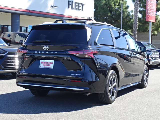 New 2026 Toyota Sienna Platinum AWD/4WD image 5
