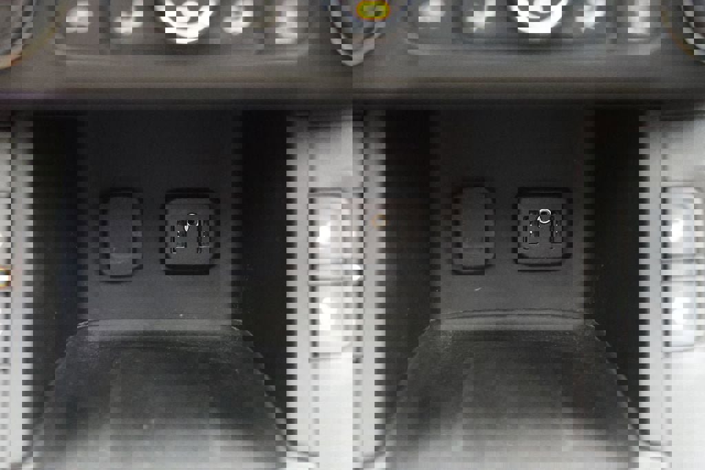 Used 2018 GMC Acadia Denali w/ Technology Package image 26