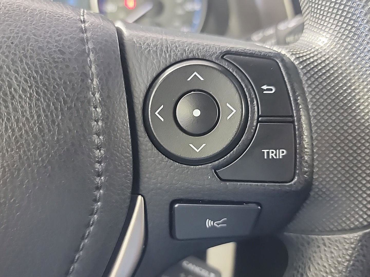 Used 2017 Toyota RAV4 LE w/ All Weather Liner Package image 23