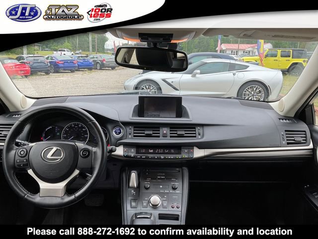 Used 2014 Lexus CT 200h FWD image 16