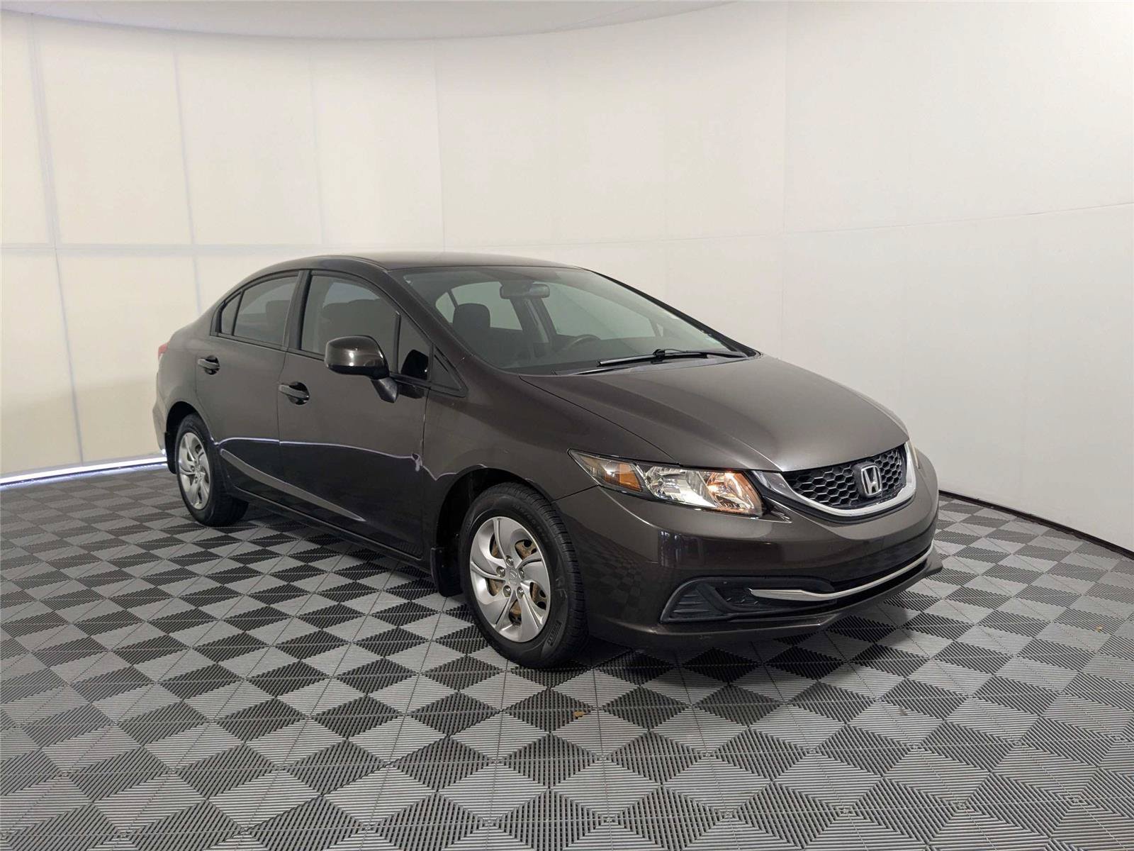 Used 2013 Honda Civic LX image 4