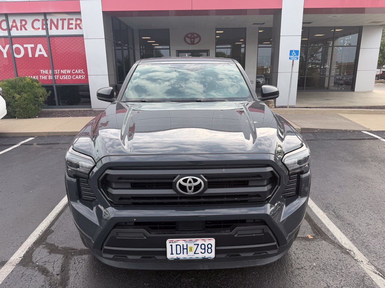 Used 2024 Toyota Tacoma SR AWD/4WD image 2