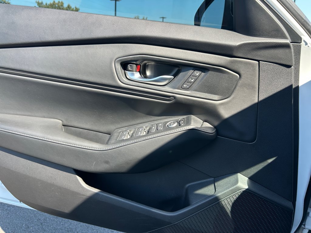 Certified 2025 Honda Accord Sport image 22