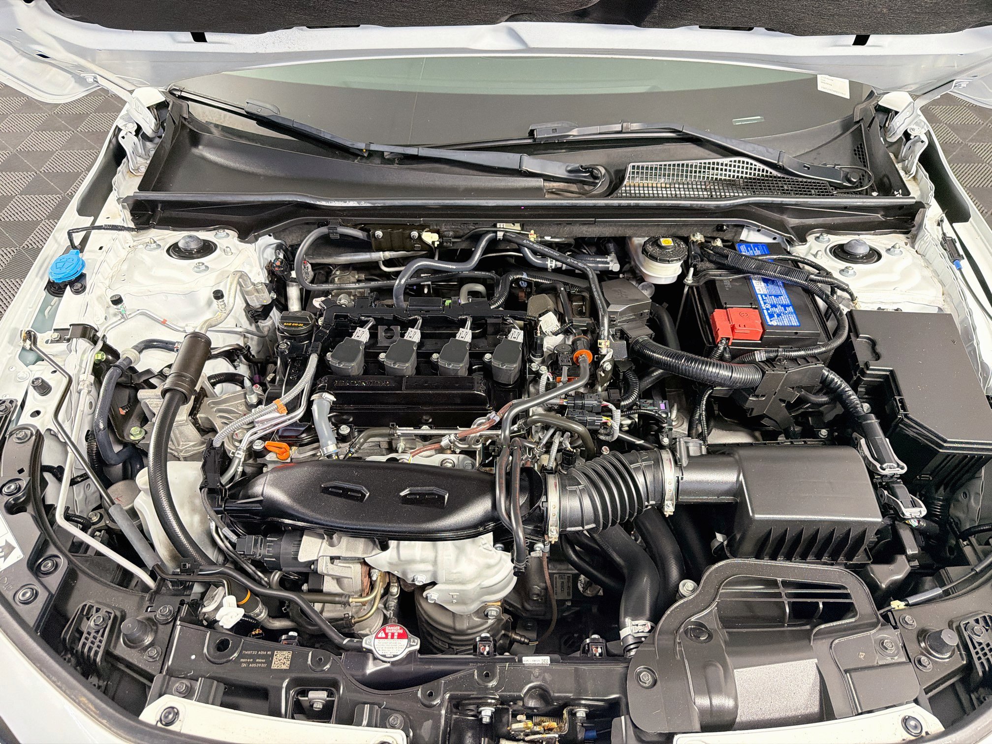 Used 2024 Honda Civic EX-L image 32