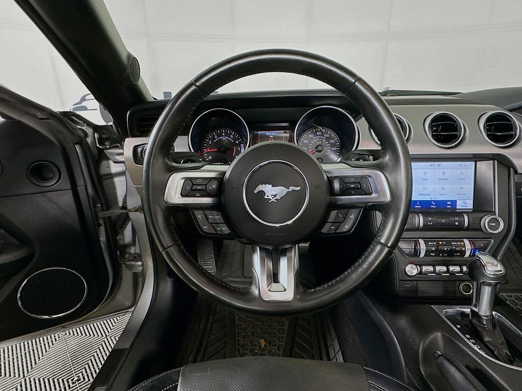 Used 2020 Ford Mustang Premium RWD image 13