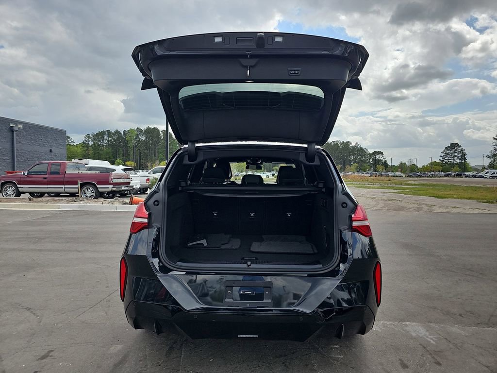 Used 2025 BMW X3 xDrive30i w/ M Sport Package image 16