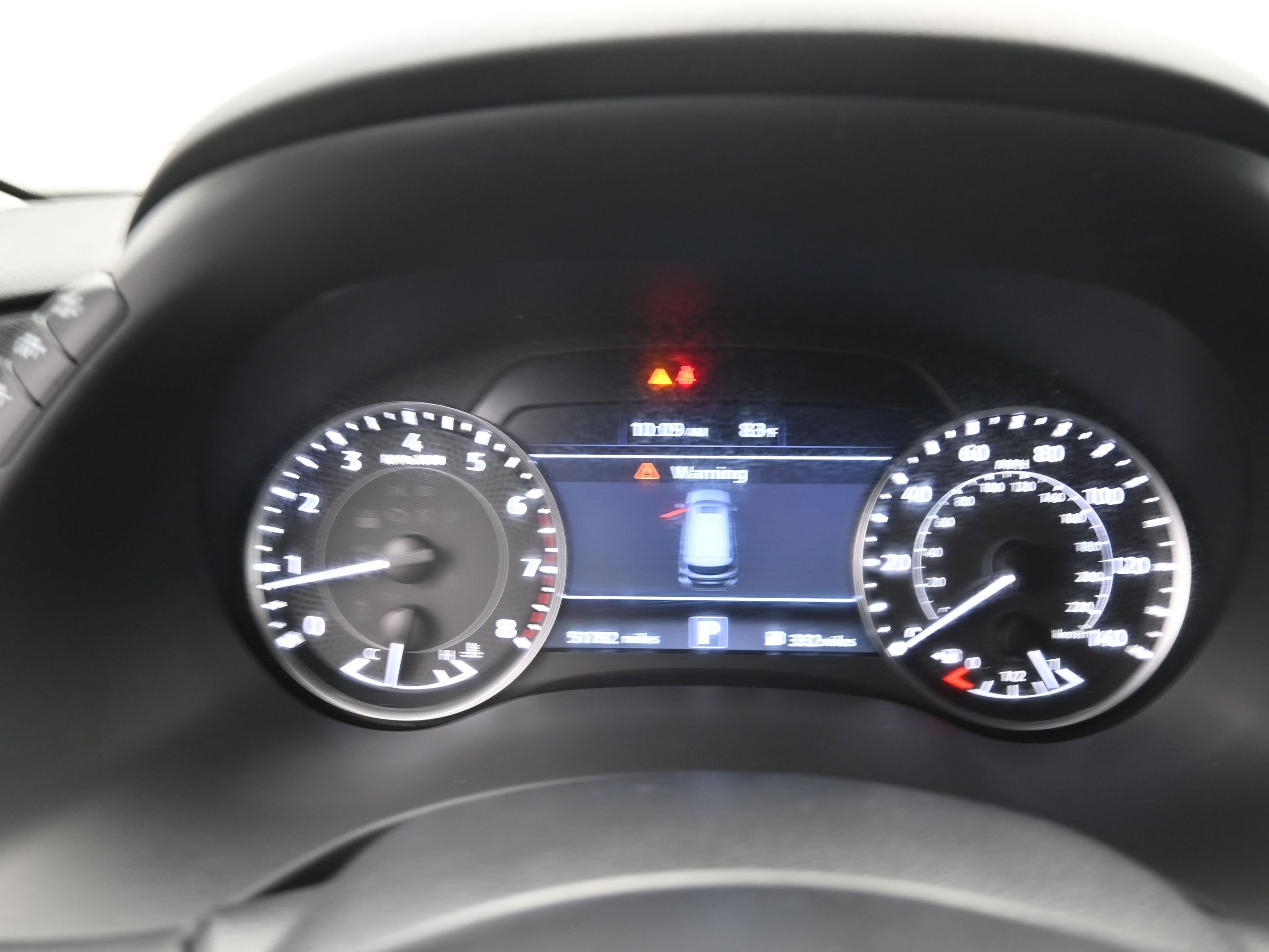 Used 2024 Nissan Armada SV image 11
