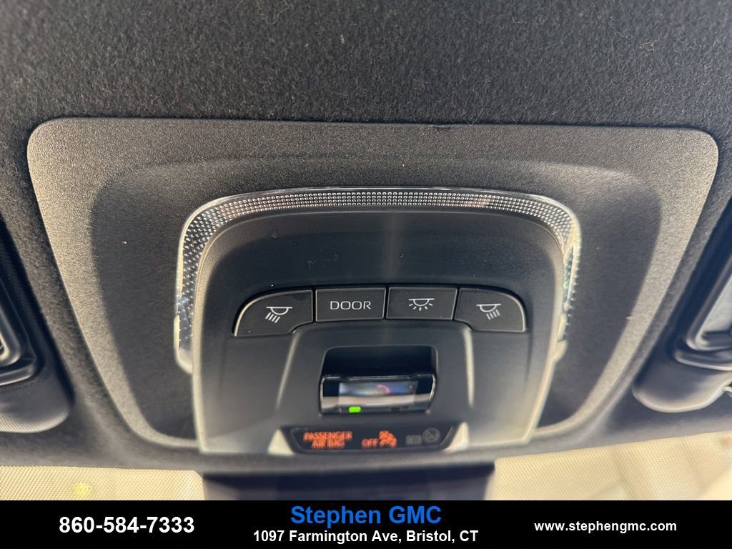 Used 2023 Toyota Corolla SE w/ Carpet Mat Package (TMS) image 22