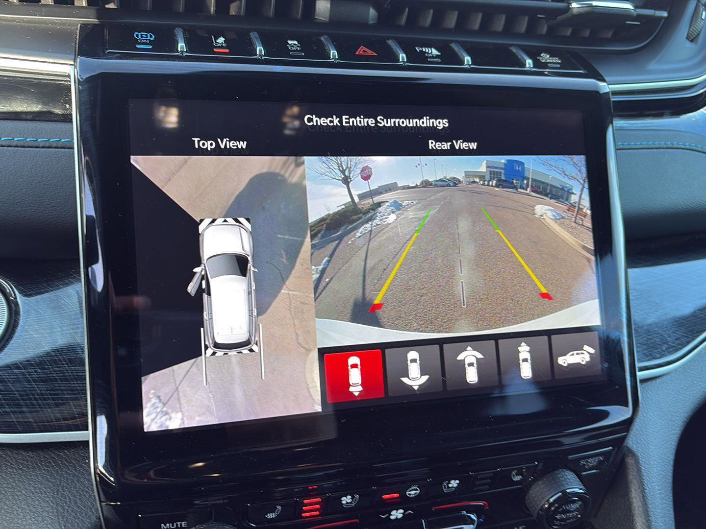 Used 2023 Jeep Grand Cherokee Trailhawk w/ Advanced Protech Group II image 16