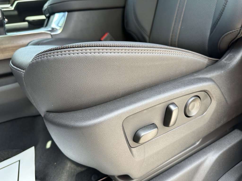 New 2025 Chevrolet Silverado 1500 High Country image 29