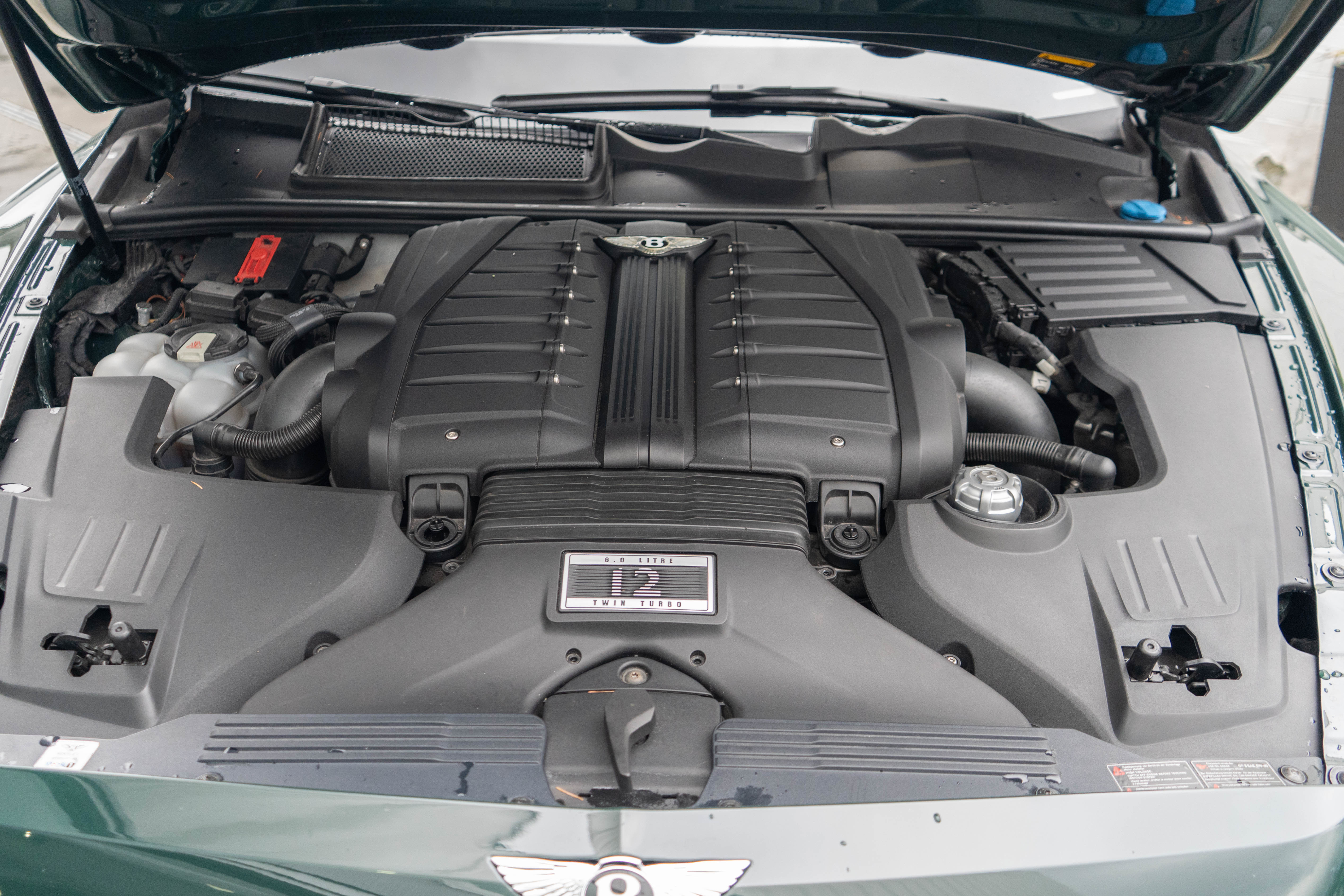 Used 2017 Bentley Bentayga image 44