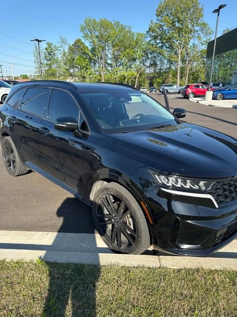 Used 2021 Kia Sorento S w/ Panoramic Sunroof Package image 3