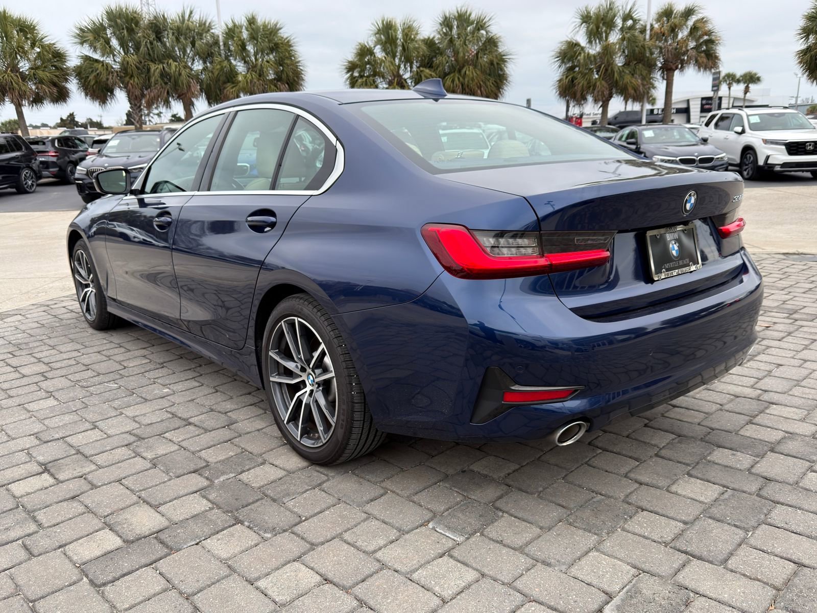 Used 2020 BMW 330i Sedan image 11