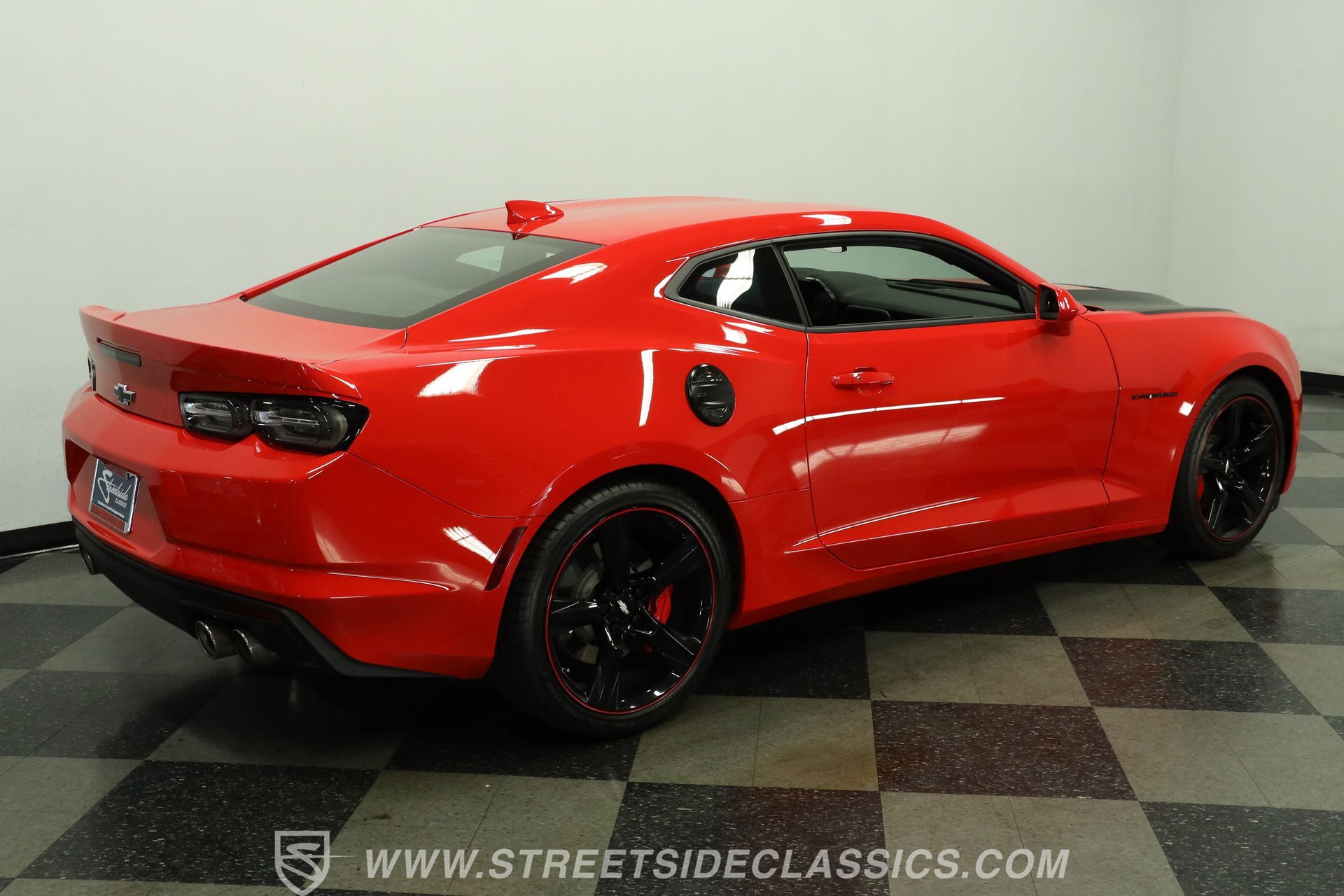 Used 2024 Chevrolet Camaro SS RWD image 12