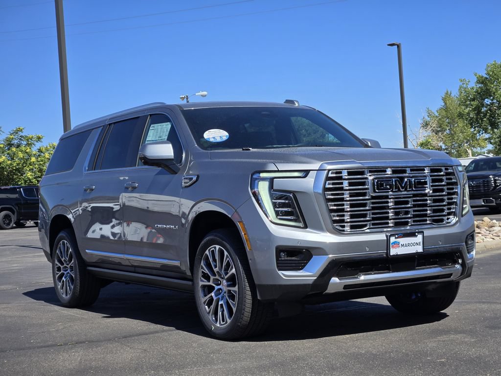 New 2026 GMC Yukon XL Denali w/ Denali Reserve Package AWD/4WD image 2